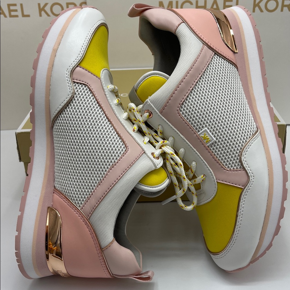 Michael Kors MADDY TRAINER
NET MESH
49SOMAFS1D Sneakers Athletic Optic White - Picture 11 of 16